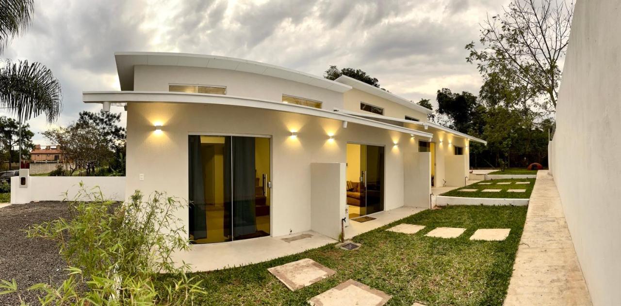 Tiny Houses En Asuncion. Zona Aeropuerto-Rakiura Luque Exterior photo